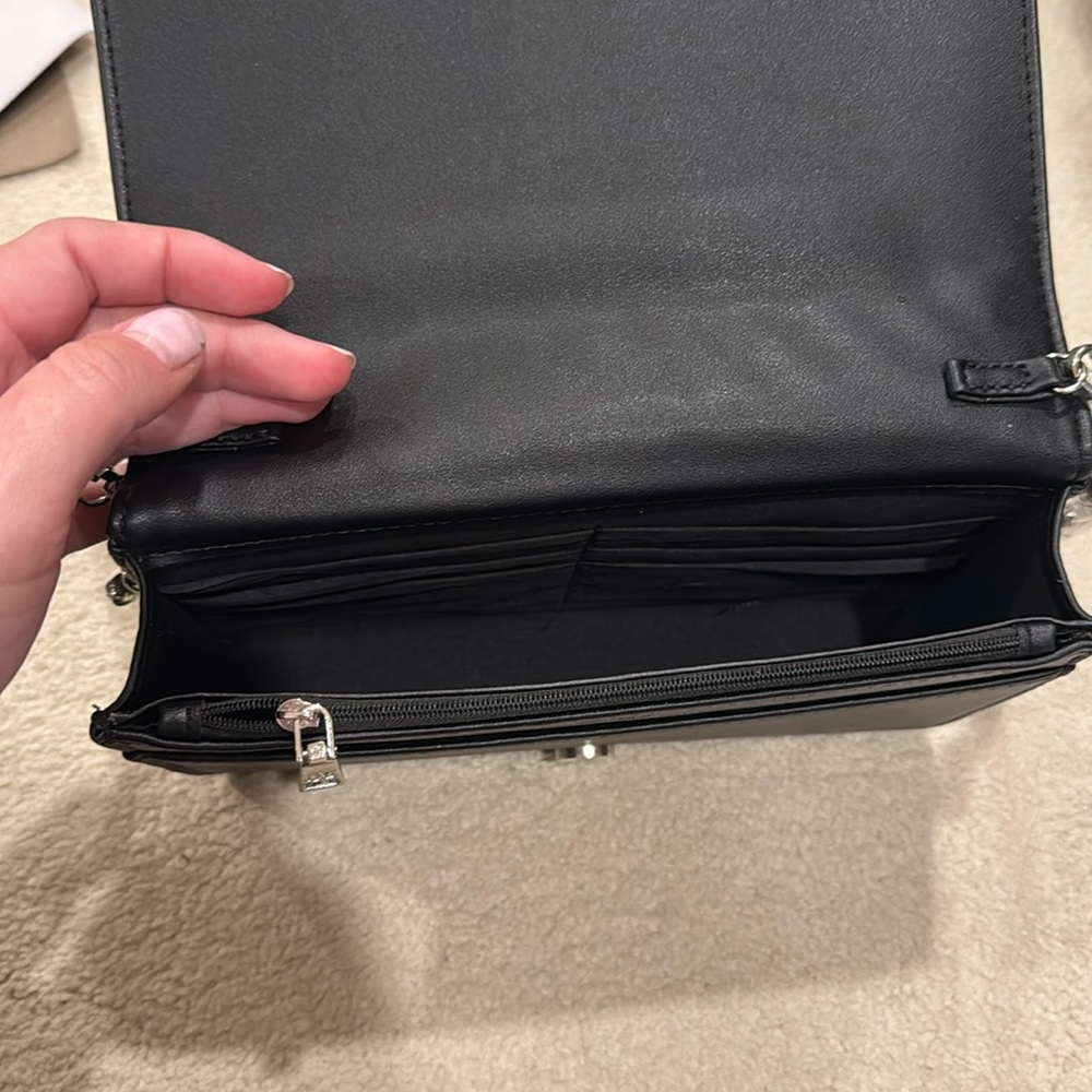 NWT Badgley Mischka  Black Crossbody Bag with round logo - Picture 6 of 10